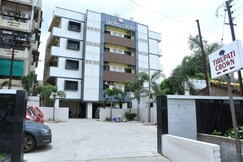 HOTEL TIRUPATI CROWN