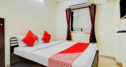 Hotel O Pioneer 2 Room Type - Deluxe