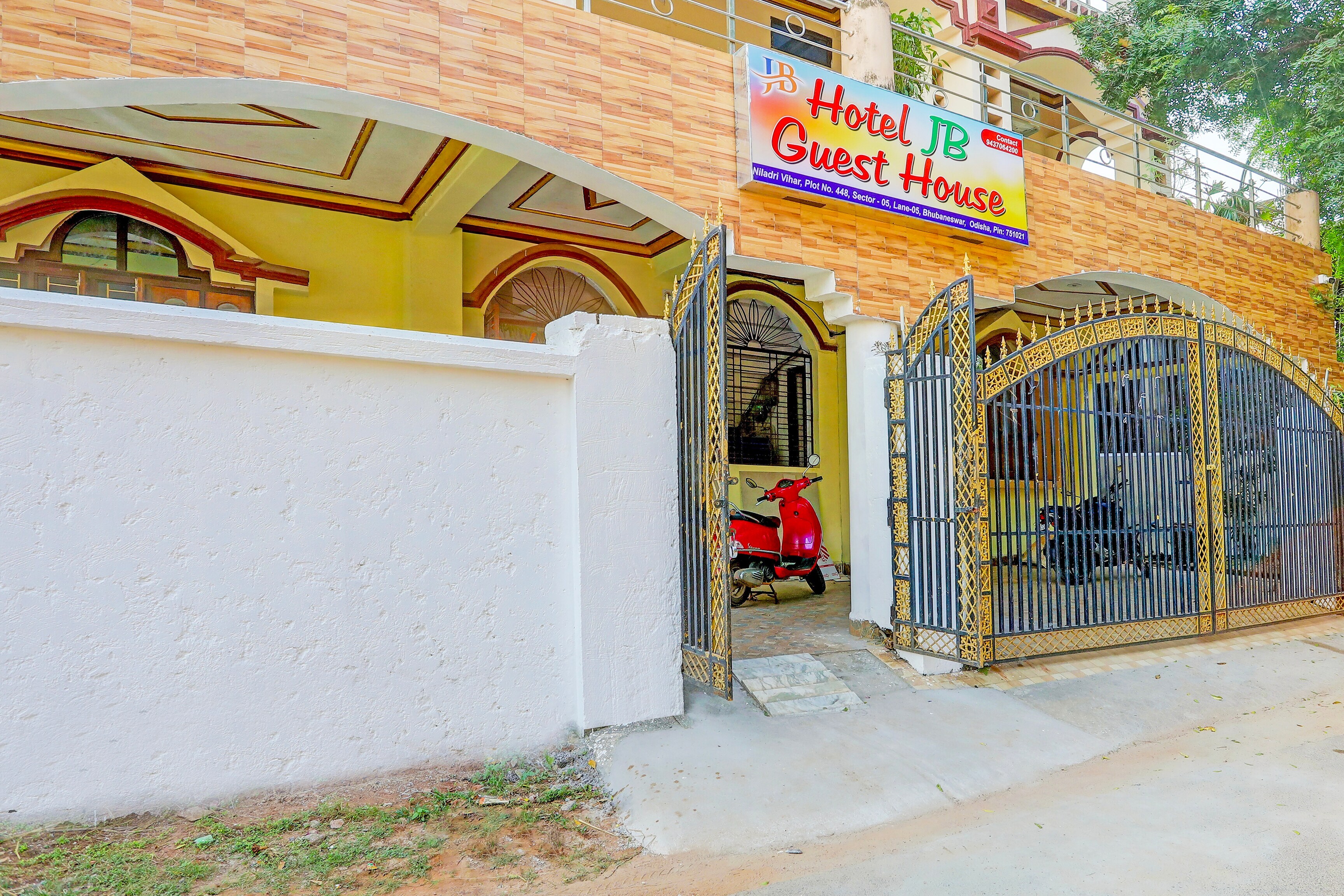 Hotel O Ganpati Guest House - Tap to explore photos