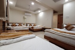 Shree ShyamRaj Hotel