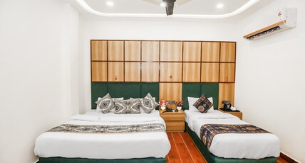 Hotel Platinum Stay InHouse Sanjha Chulha Restaurant Room Type - Premium Triple Room