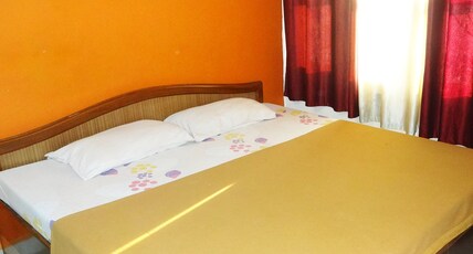 RIVER VIEW GUEST HOUSE Room Type - Deluxe Room (Non Ac)