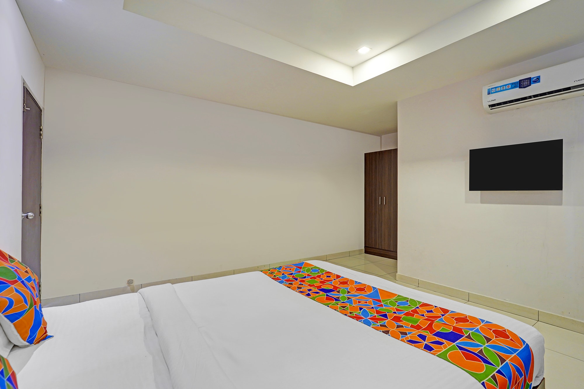 Via Urban Inn - Yeshwanthpur - Tap to explore photos