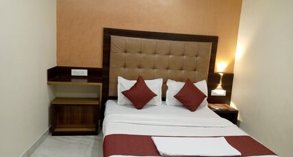 Tri Hotel Room Type - Double Deluxe Room