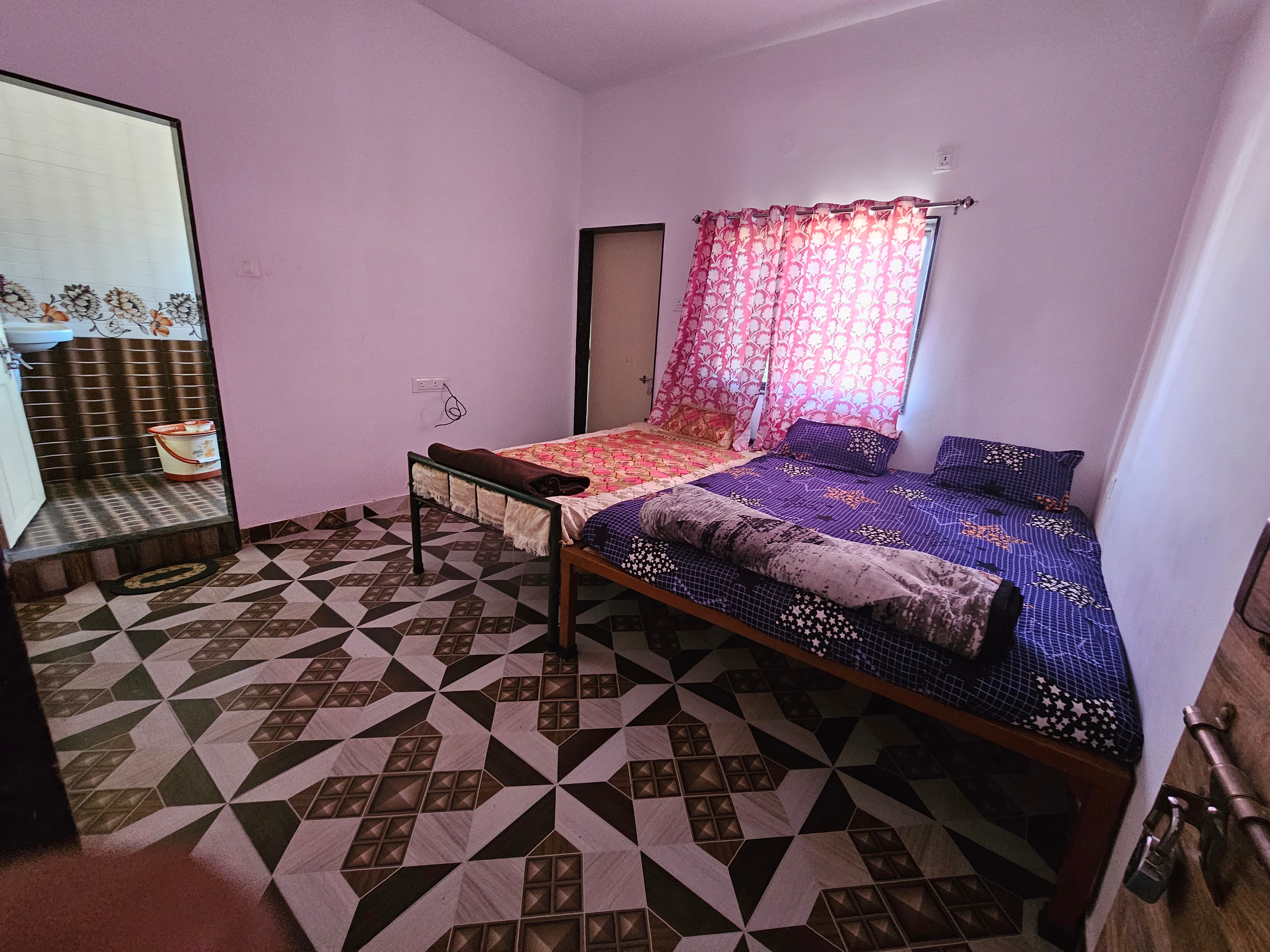 Shri Gurudatt (Patil) Home Stay - Tap to explore photos