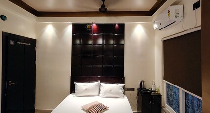 HOTEL JOY GURU INN Room Type - Deluxe AC