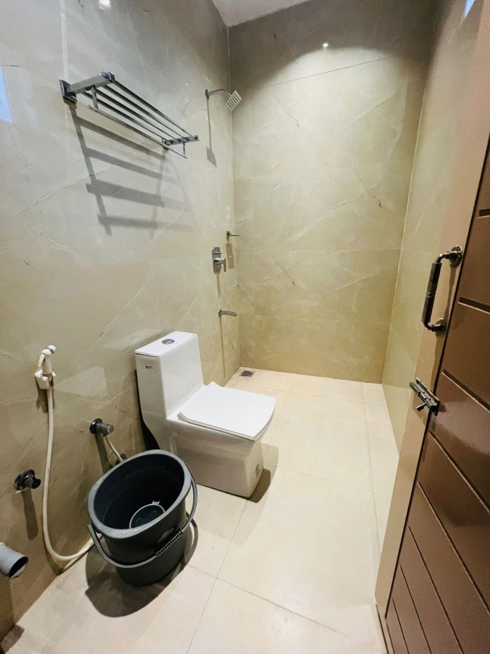 Kumaran Grand Luxury Room - Tap to explore photos