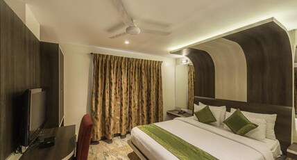Cartier Biznotel Bengaluru Room Type - Superior King Room