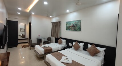 Hotel Dwarka Room Type - Luxury Triple Room