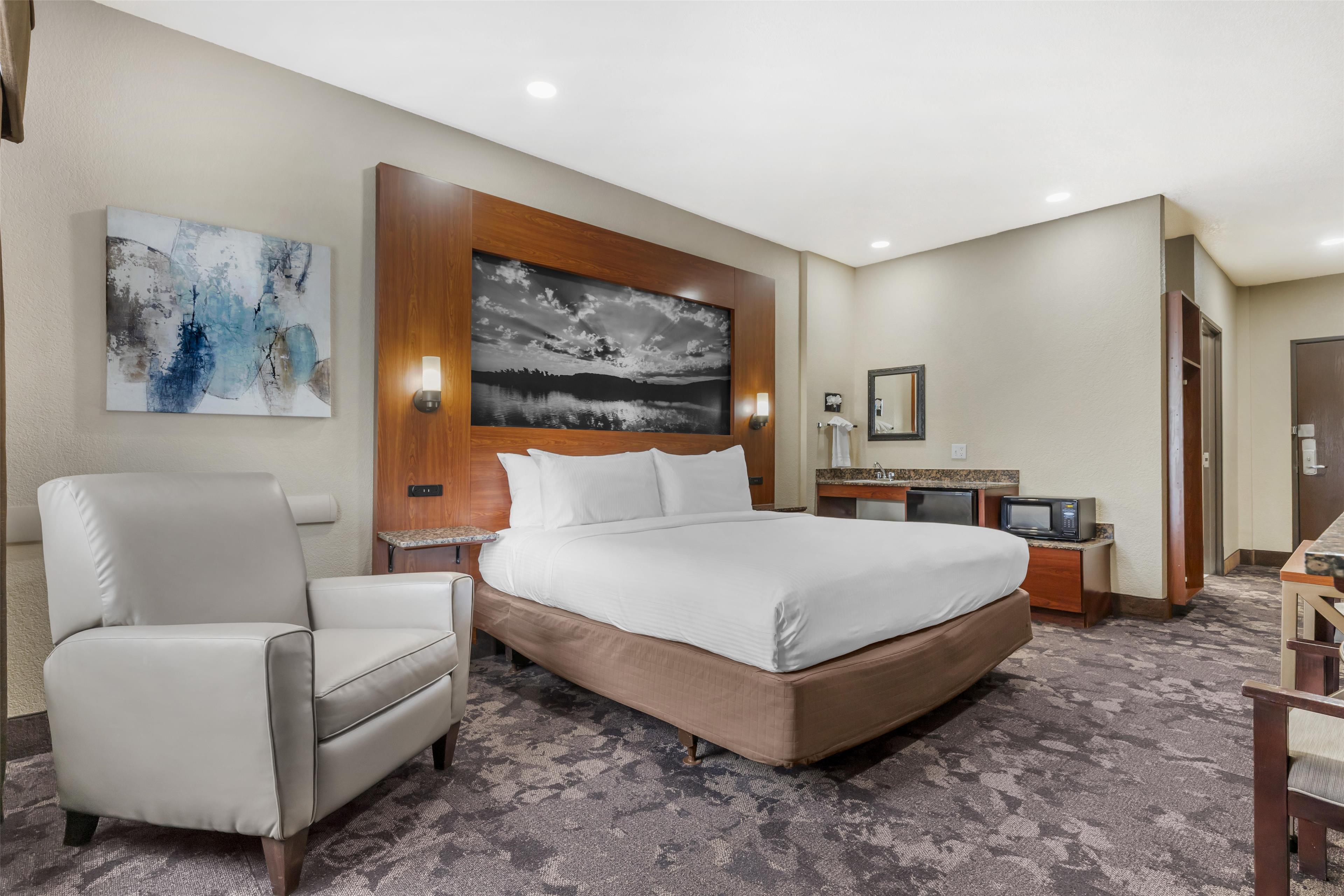 Best Western Plus Yukon - Tap to explore photos