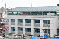 Hotel Monarch Center Point near Dahanu Beach