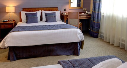 Best Western Aberavon Beach Hotel Room Type - 1 Double 1 Single, Non-Smoking, Family Room