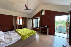 COASTAL BREEZE RESORT.