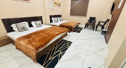 Jhankar homestay Room Type - 4 Bedded Room