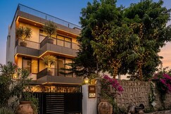 Namaya Retreat-luxury pool villa