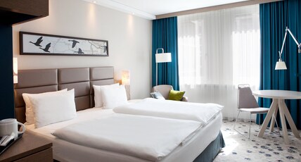 Holiday Inn BERLIN - CITY EAST SIDE Room Type - 1 King Standard