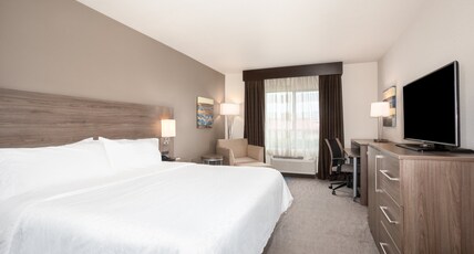 Holiday Inn Express & Suites Manhattan, an Ihg Hotel Room Type - 1 King Standard