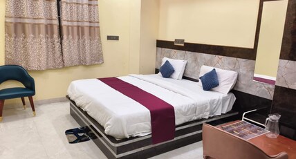 DAVANI ROOMS Room Type - Deluxe AC Room