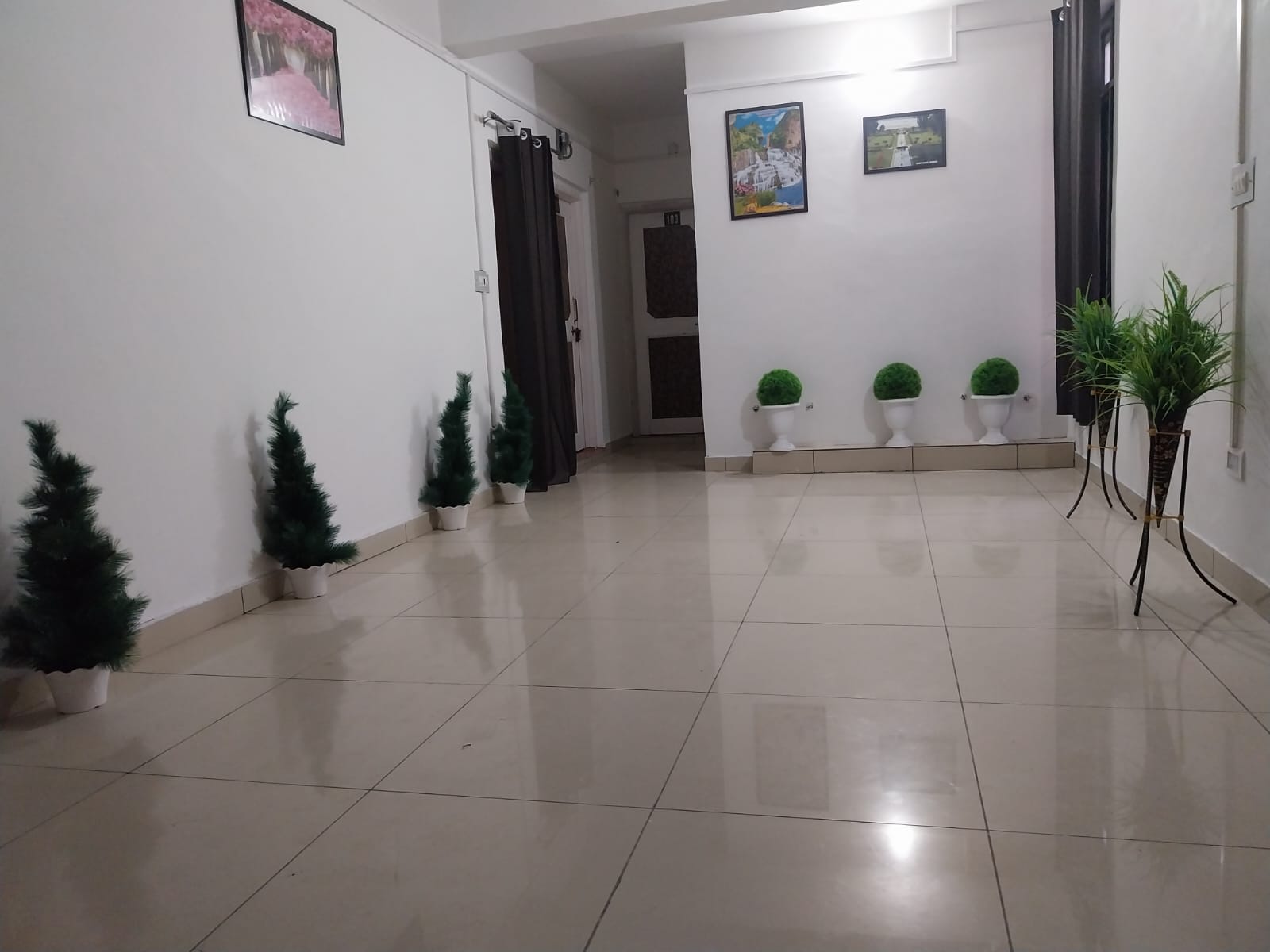 Main gallery
