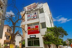 Hotel O CITY PALACE