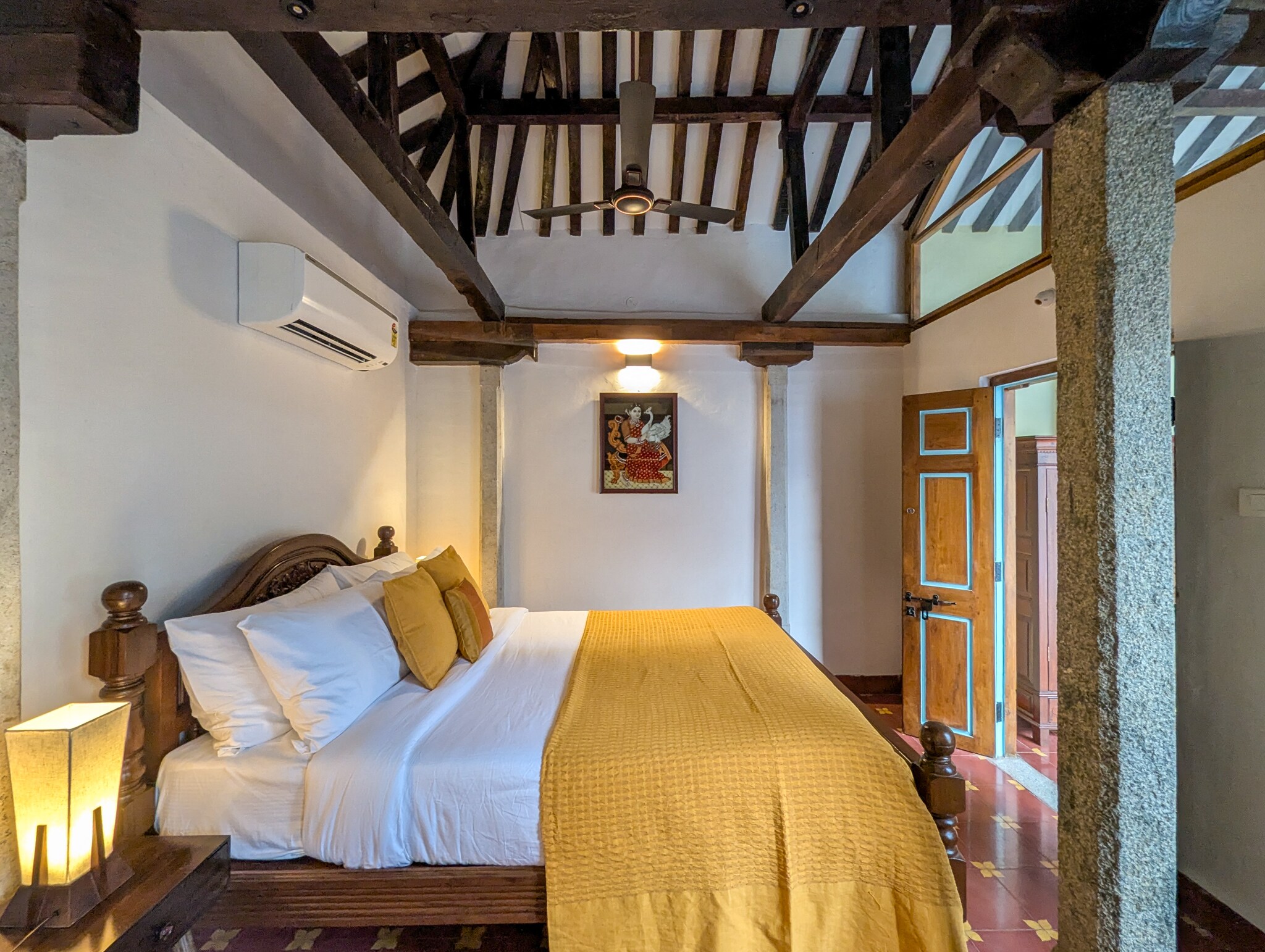 Shruti by Luxunlock Private Villas - Tap to explore photos