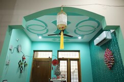 Independent Smart Homestay