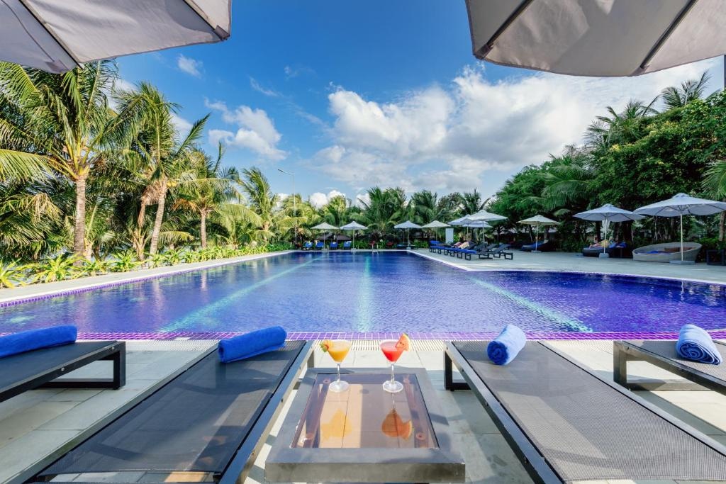 Amarin Resort & Spa Phu Quoc - Tap to explore photos