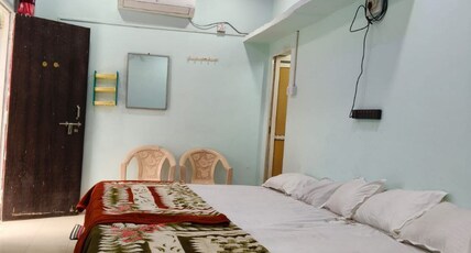 Ashish Aram Ghar Room Type - Family Executive AC Hall with Attached Bathroom