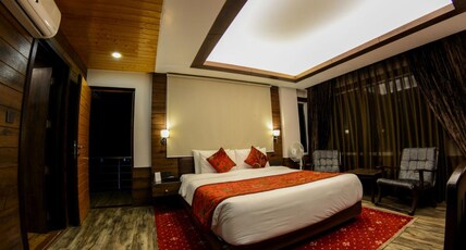 Hotel The Rosewood (Near Gulmarg Gondola) Room Type - Deluxe Room (Forest Pine View) - Centrally Heated Hotel The Rosewood (Near Gulmarg Gondola) Room Type - Deluxe Room (Forest Pine View) - Centrally Heated