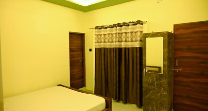 TNT Hotel And Loding Room Type - Single room without balcony