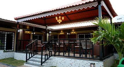 Manish Inn Resort Room Type - Luxury suite with pool view
