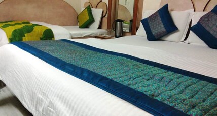 Hotel Romavilla Room Type - Triple Bedroom AC