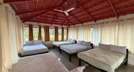 The Peak view homestay Room Type - 10 Bed Dormitory