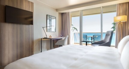 Radisson Blu Hotel, Nice Room Type - Superior Room - Sea View amp; Terrace
