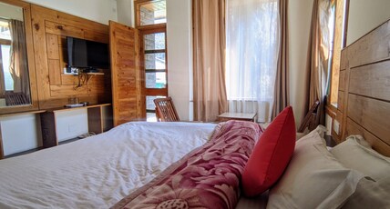 Jumikhang Homestay Room Type - Jumikhang Deodar