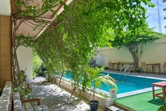 Rehendhi Villa