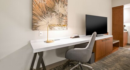 Hilton Garden Inn Fremont Milpitas Room Type - 1 KING HEARING ACCESSIBLE