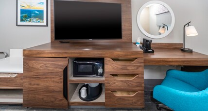 Hampton Inn & Suites by Hilton Conway Room Type - 2 QNS HEARING ACC NOSMOK
