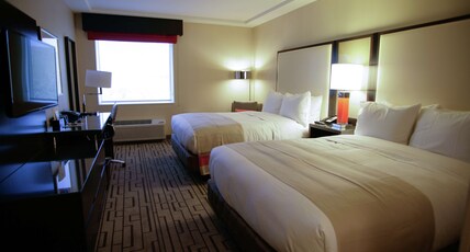 DoubleTree by Hilton Hotel Bristol, Connecticut Room Type - 2 QN HEARING ACC NO SMOK