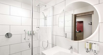 Hampton by Hilton London City Room Type - TWO QUEEN BEDS ROOM