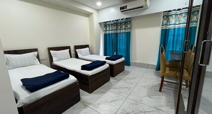 Januson Hotel Room Type - Super deluxe (triple bed)