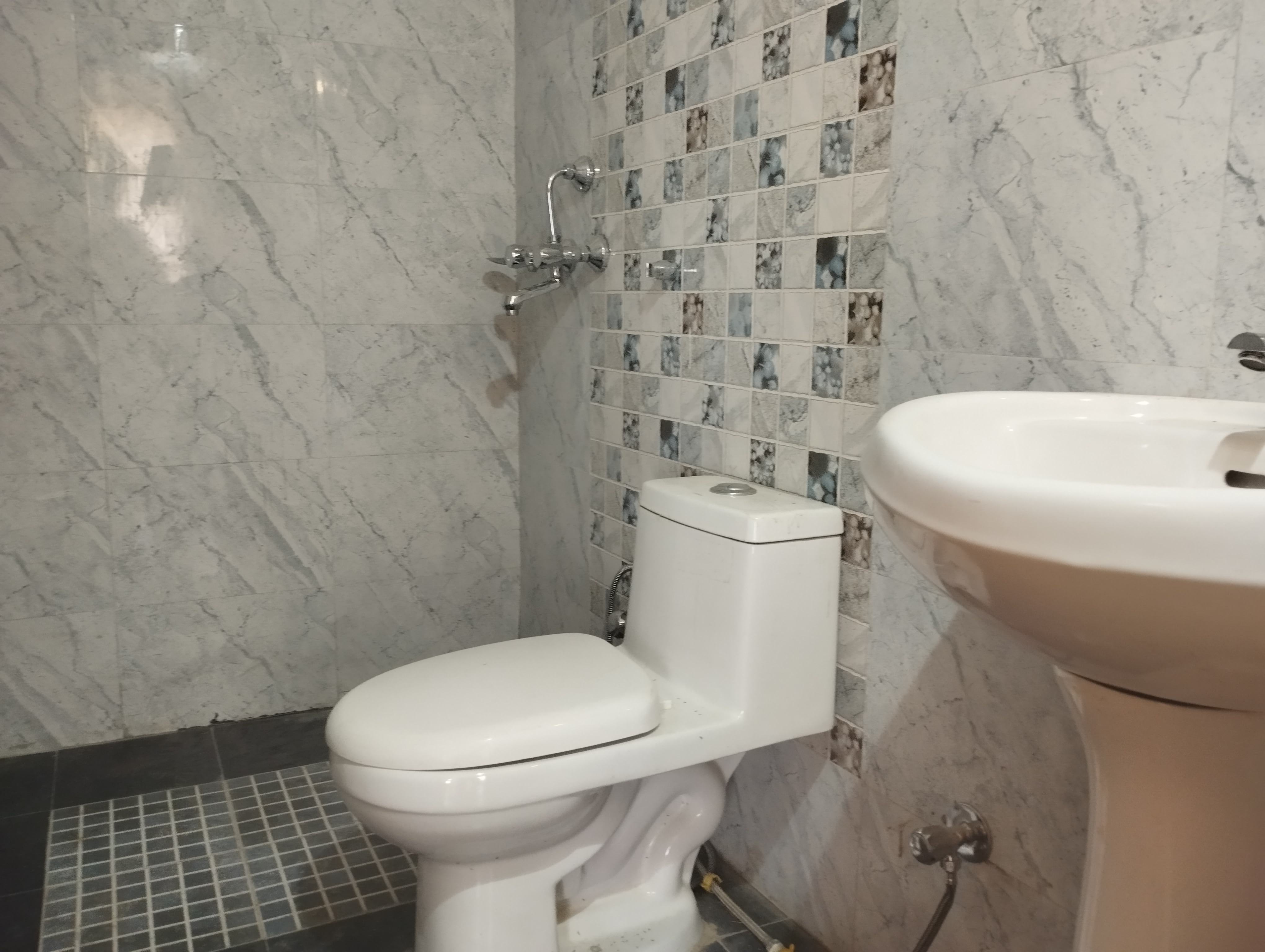 Saboo House - Tap to explore photos