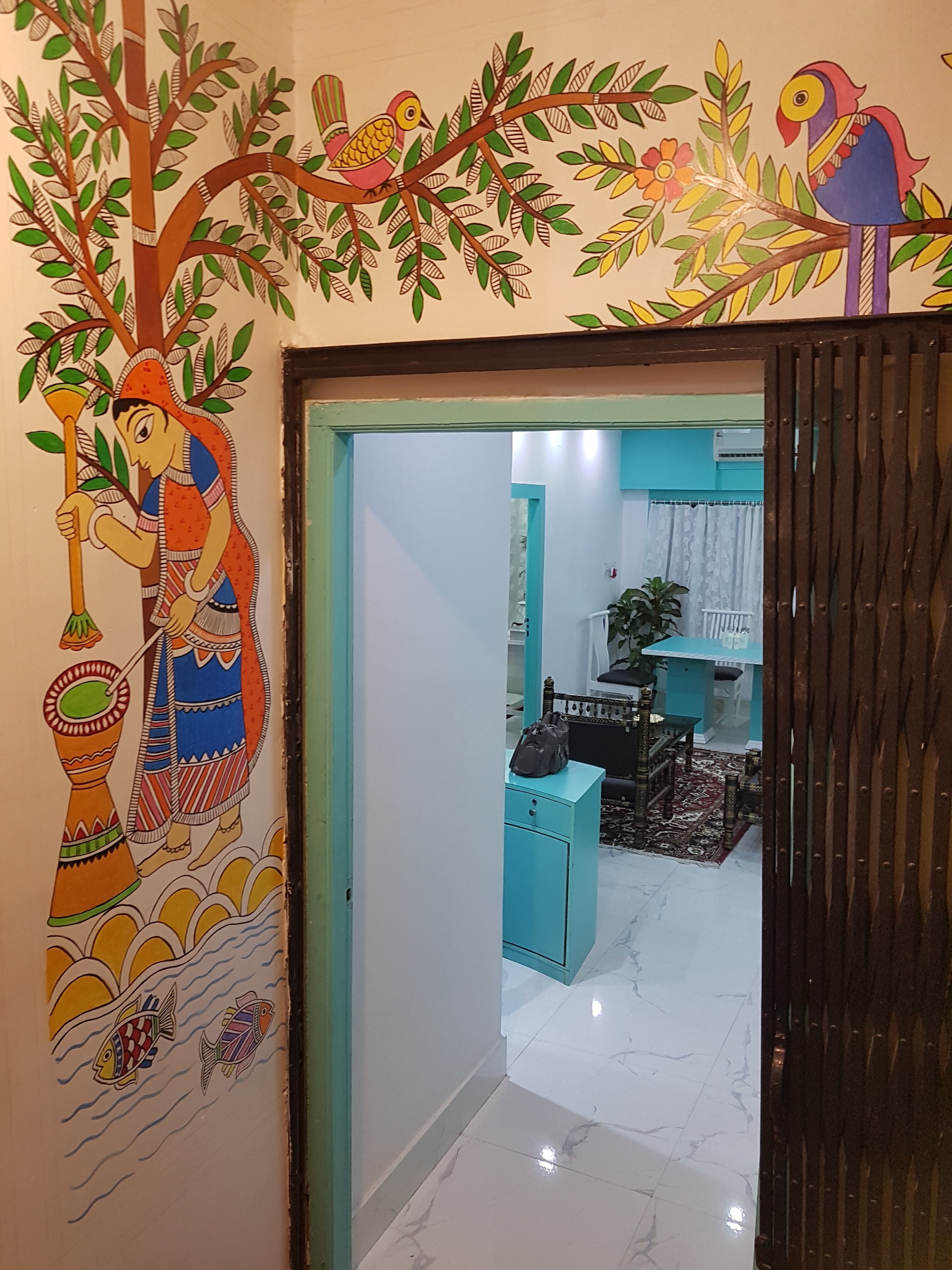 ABODE HOMESTAY Regent Estate - Tap to explore photos