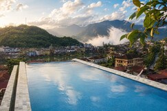 Sapa Village Hotel