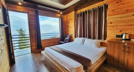 The White Season Residency, Narkanda Room Type - Superior Room | Balcony - View