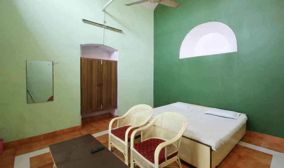 Akbar Hotel - Tap to explore photos