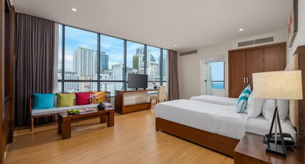 Avatar Danang Hotel Room Type - Deluxe Twin Sea View