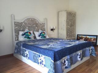 Acasa Hospitality SeaView Apartments - Tap to explore photos