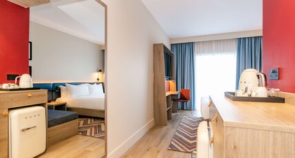 Hampton by Hilton Blackburn Room Type - SUPERIOR KING ROOM