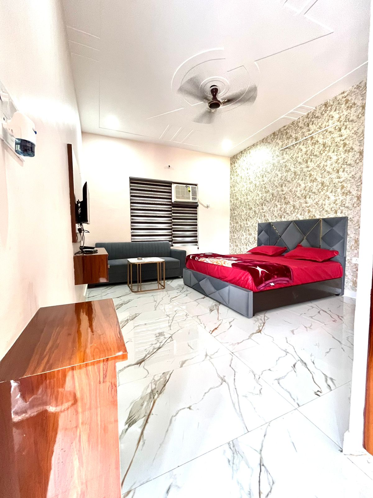 Apple Luxury Farmhouse Gurgaon - Tap to explore photos